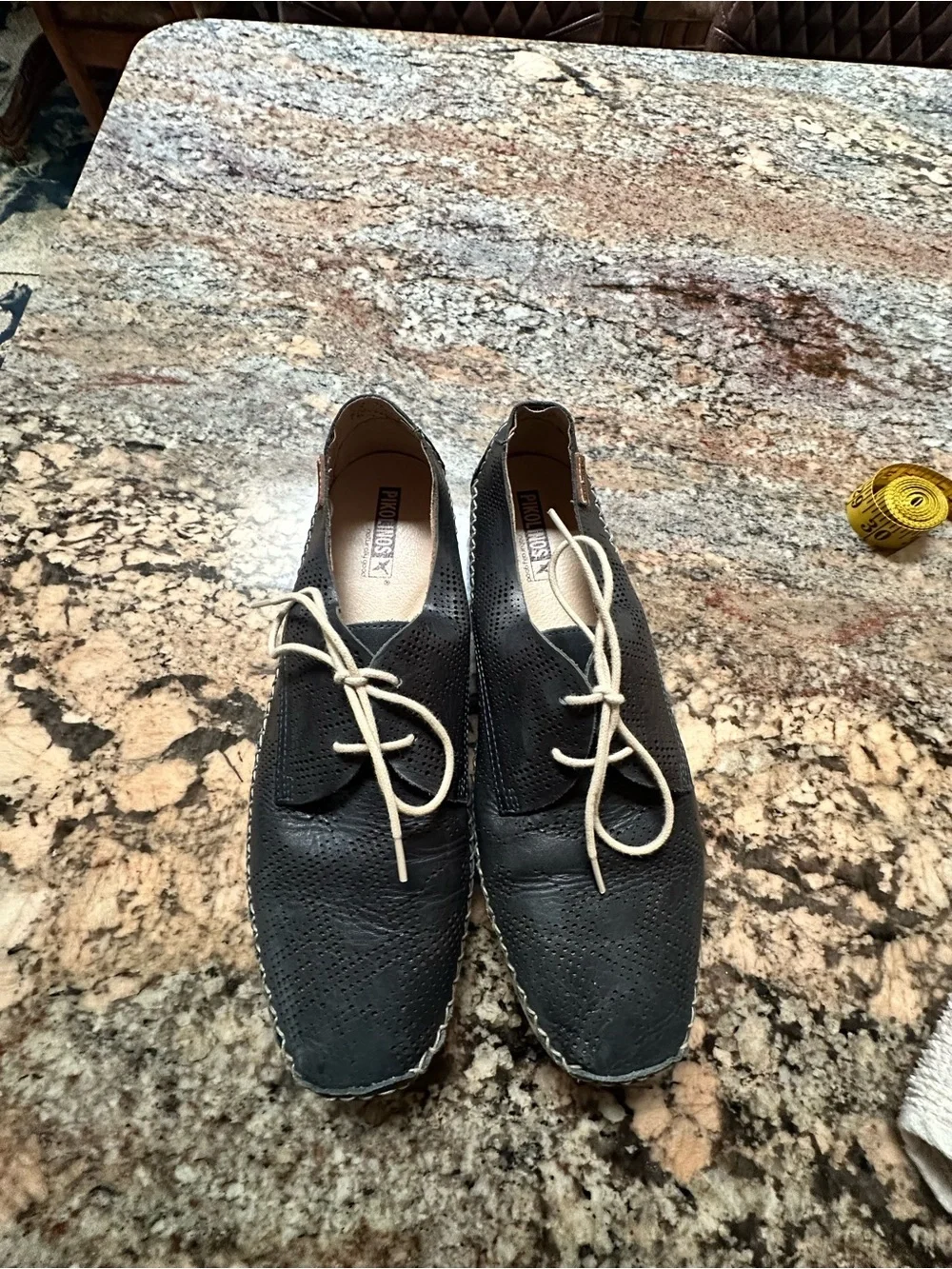 PIKOLINOS Navy Leather Perforated Lace-Up Oxfords with Cream Laces